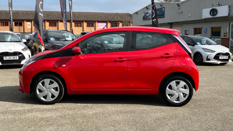 Toyota Aygo 1.0 VVT-i X-Play 5dr Petrol Hatchback